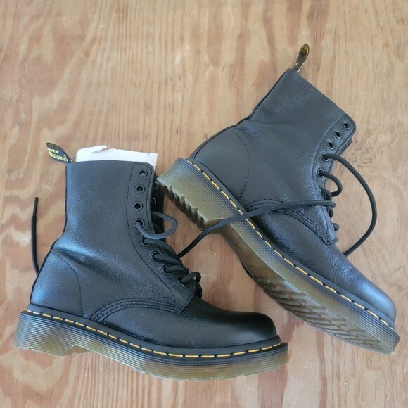 Dr. Martens Pascal 1460 Virginia Leather Boots Black (Women’s US 6 UK 4 EU 37 - Picture 8 of 12